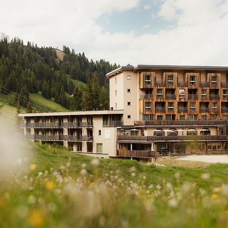 Hotel Boe Sport And Nature アラッバ エクステリア 写真