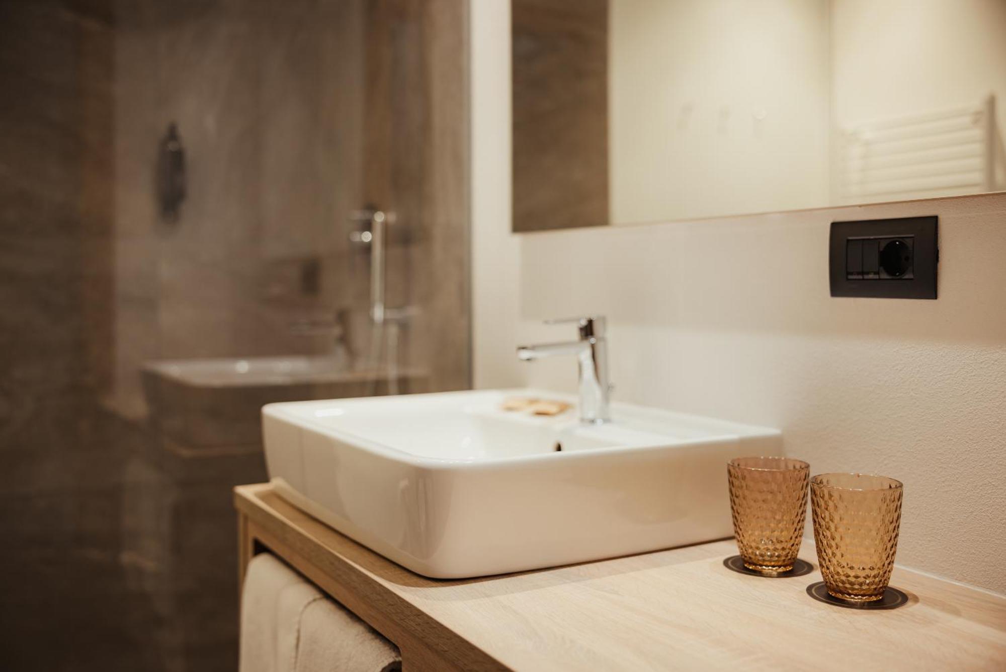 Hotel Boe Sport And Nature アラッバ エクステリア 写真