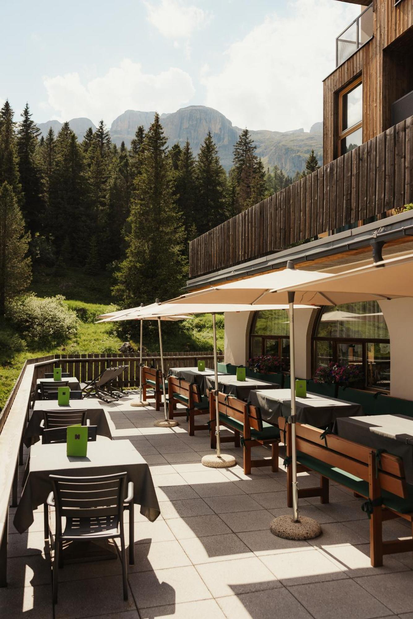 Hotel Boe Sport And Nature アラッバ エクステリア 写真