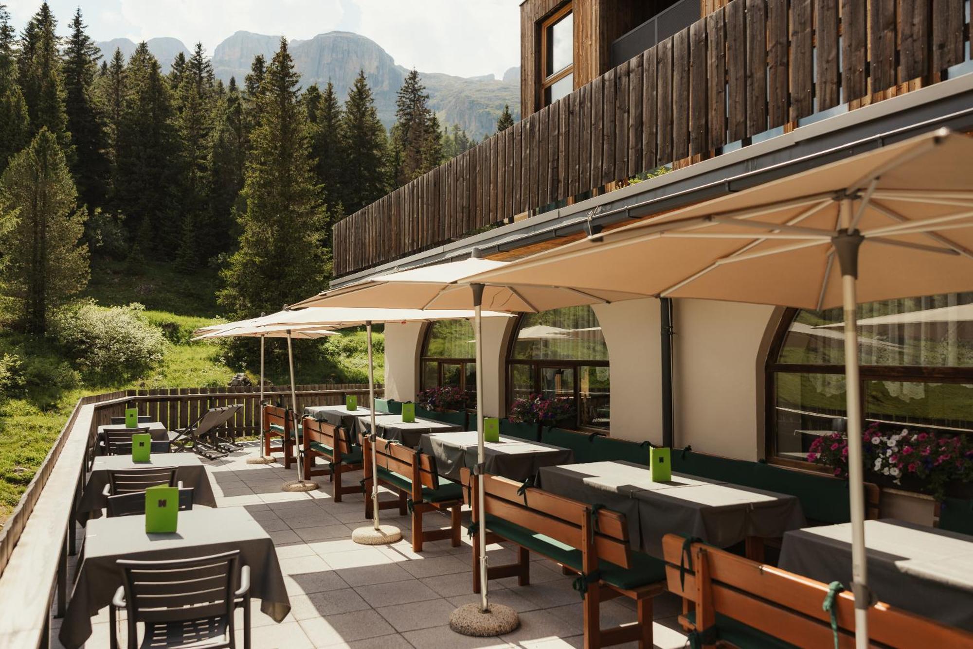 Hotel Boe Sport And Nature アラッバ エクステリア 写真